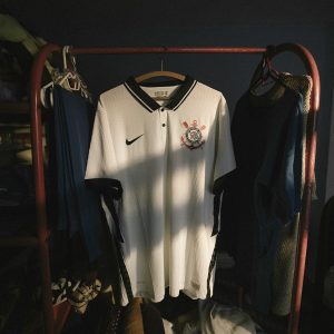 Nova camisa do Corinthians custa entre R$ 249 e R$ 399 — Foto: Divulgação 