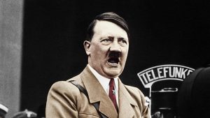 Adolf Hitler discursando em 1934 / Crédito: Getty Images 